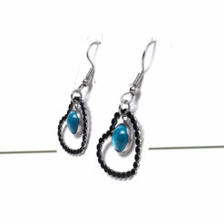 Herz Ohrhänger mit Perle Türkis Edelstahl – Statement Ohrringe | Handmade Just Trisha | Geschenkidee & Wunschfarbe Herz Ohrhänger mit Perle Türkis Edelstahl – Statement Ohrringe | Handmade Just Trisha | Geschenkidee & Wunschfarbe