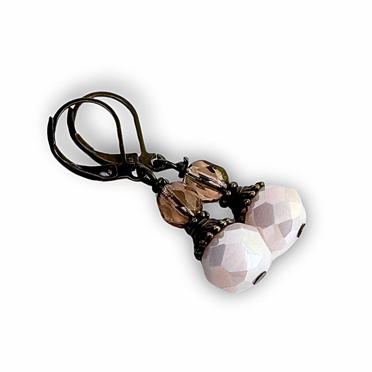 Vintage Ohrhänger Creme Bronze – Glasperlen Ohrringe elegant | Handmade Just Trisha | Kleine Auflage Vintage Ohrhänger Creme Bronze – Glasperlen Ohrringe elegant | Handmade Just Trisha | Kleine Auflage