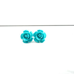 Rosen Ohrstecker Türkis – Handmade Edelstahl | Blumenohrringe von Just Trisha | Kleine Auflage Geschenkidee Rosen Ohrstecker Türkis – Handmade Edelstahl | Blumenohrringe von Just Trisha | Kleine Auflage Geschenkidee
