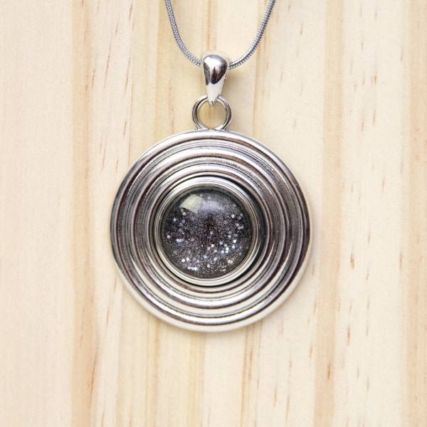 Druckknopf handbemalt anthrazit silber glitzernd für Druckknopfschmuck Druckknopf handbemalt anthrazit silber glitzernd für Druckknopfschmuck