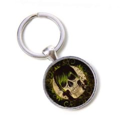 Schlüsselanhänger Totenkopf mit grünen Haaren
