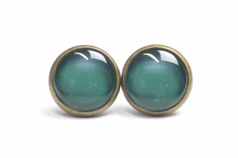 Ohrstecker, Ohrhänger, Clipse & Druckknopf – handbemalt Tannengrün – Schmuck aus Edelstahl Ohrstecker, Ohrhänger, Clipse & Druckknopf – handbemalt Tannengrün – Schmuck aus Edelstahl