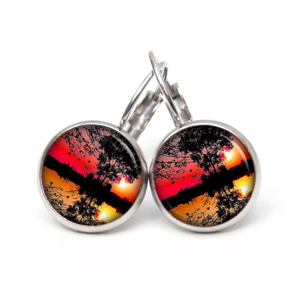 Ohrstecker, Ohrhänger, Clipse & Druckknopf – Motiv Abendstimmung am See Sonnenuntergang rot – Schmuck aus Edelstahl Ohrstecker, Ohrhänger, Clipse & Druckknopf – Motiv Abendstimmung am See Sonnenuntergang rot – Schmuck aus Edelstahl