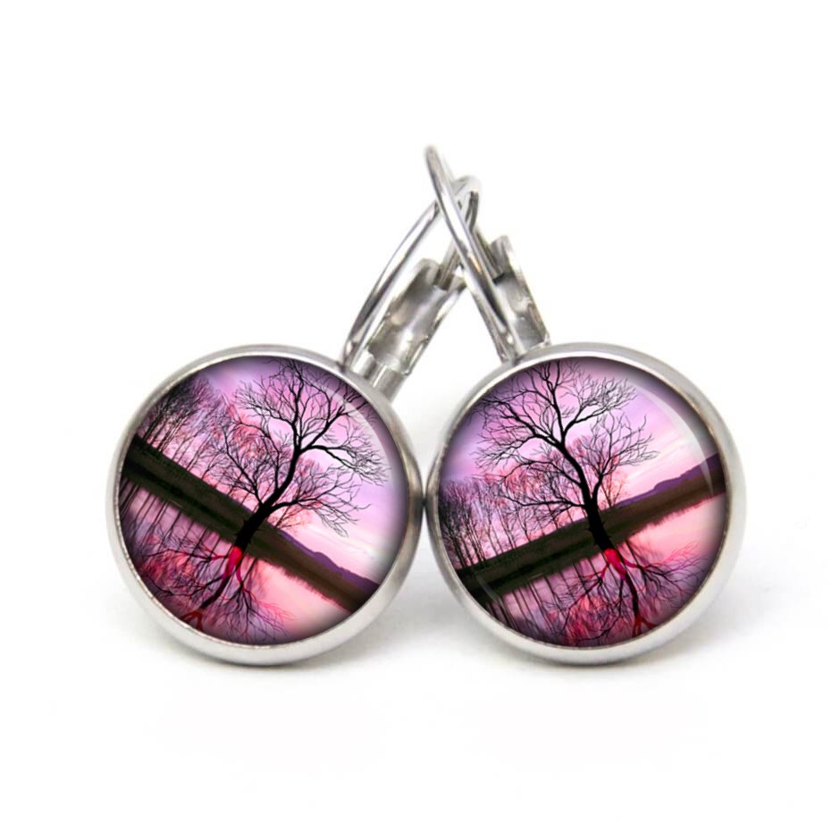 Ohrstecker, Ohrhänger, Clipse & Druckknopf – Motiv mystische rosa Landschaft – Schmuck aus Edelstahl Ohrstecker, Ohrhänger, Clipse & Druckknopf – Motiv mystische rosa Landschaft – Schmuck aus Edelstahl