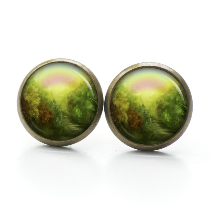 Ohrstecker, Ohrhänger, Clipse & Druckknopf – Motiv grüner mystischer Wald – Schmuck aus Edelstahl Ohrstecker, Ohrhänger, Clipse & Druckknopf – Motiv grüner mystischer Wald – Schmuck aus Edelstahl