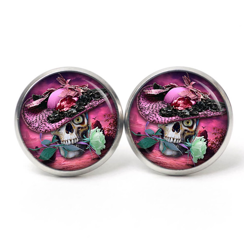 Ohrstecker, Ohrhänger, Clipse & Druckknopf – Motiv Totenkopf mit rosa Hut – Schmuck aus Edelstahl Ohrstecker, Ohrhänger, Clipse & Druckknopf – Motiv Totenkopf mit rosa Hut – Schmuck aus Edelstahl