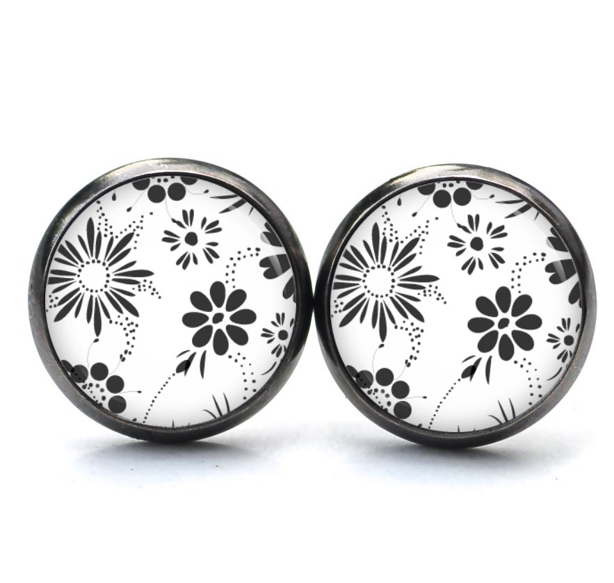 Ohrstecker, Ohrhänger, Clipse & Druckknopf – Motiv zarte Blumen in schwarz und weiß – Schmuck aus Edelstahl Ohrstecker, Ohrhänger, Clipse & Druckknopf – Motiv zarte Blumen in schwarz und weiß – Schmuck aus Edelstahl