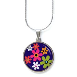Handmade Kette Flower Power Blumen Dunkelblau aus Edelstahl von Just Trisha