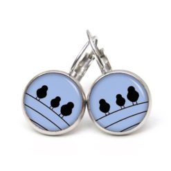 Ohrstecker, Ohrhänger, Clipse & Druckknopf – Motiv 3 Vögel auf dem Drahtseil Blau – Schmuck aus Edelstahl