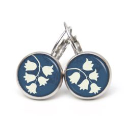 Ohrstecker, Ohrhänger, Clipse & Druckknopf – Motiv weiß blaue Glockenblumen – Schmuck aus Edelstahl