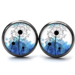 Du hast hier die Wahl ob du das Motiv als Druckknopf, Ohrstecker, Ohrhänger oder Clipse haben möchtest. Versandkostenfrei.