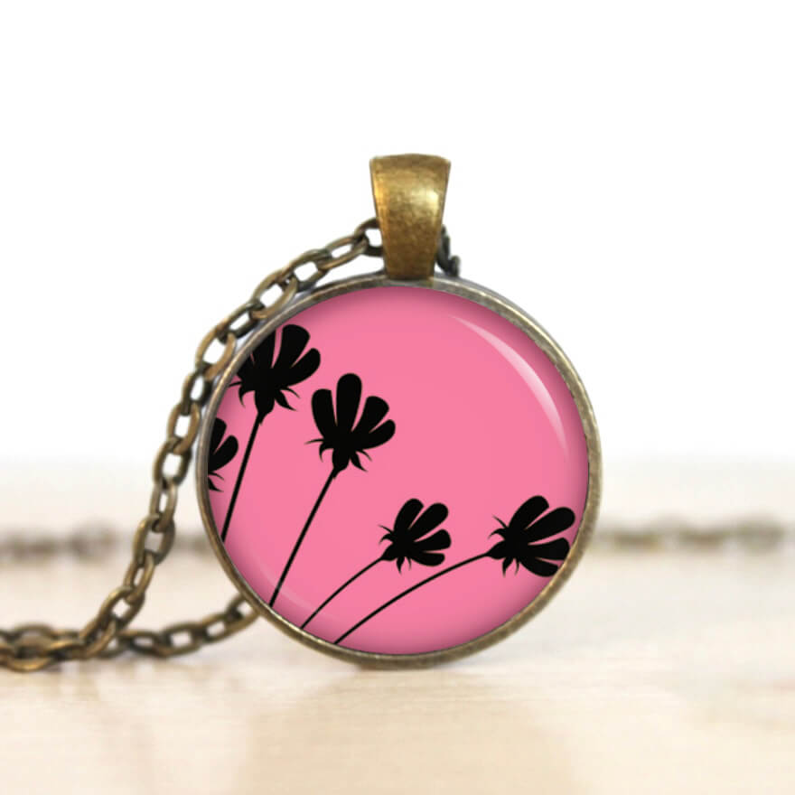Ohrstecker, Ohrhänger, Clipse & Druckknopf – Motiv Pink Schwarze Tulpen – Schmuck aus Edelstahl Ohrstecker, Ohrhänger, Clipse & Druckknopf – Motiv Pink Schwarze Tulpen – Schmuck aus Edelstahl