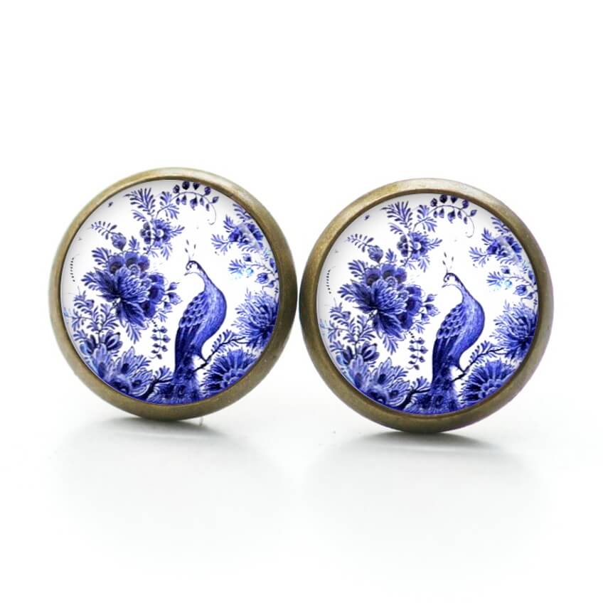 Ohrstecker, Ohrhänger, Clipse & Druckknopf – Motiv Pfau mit blauen Blumen – Schmuck aus Edelstahl Ohrstecker, Ohrhänger, Clipse & Druckknopf – Motiv Pfau mit blauen Blumen – Schmuck aus Edelstahl