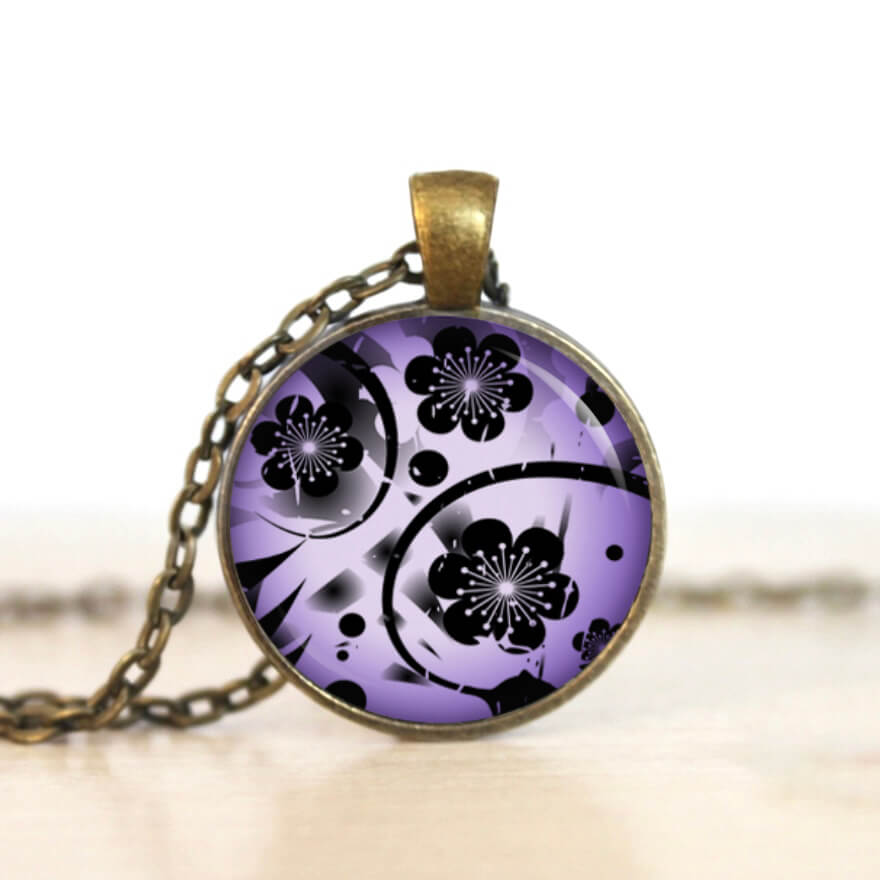Ohrstecker, Ohrhänger, Clipse & Druckknopf – Motiv Sakura Blüten Violett – Schmuck aus Edelstahl Ohrstecker, Ohrhänger, Clipse & Druckknopf - Motiv Sakura Blüten Violett - Schmuck aus Edelstahl