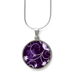 Kette Elegante Blütenranken Violett.