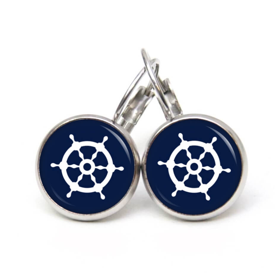 Ohrstecker, Ohrhänger, Clipse & Druckknopf – Motiv maritim Schiff Steuerrad Dunkelblau – Schmuck aus Edelstahl Ohrstecker, Ohrhänger, Clipse & Druckknopf - Motiv maritim Schiff Steuerrad Dunkelblau - Schmuck aus Edelstahl