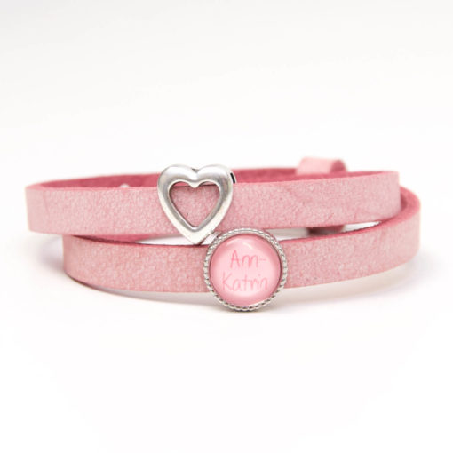 Zart rosa Lederarmband mit 1 Wunsch Namen und Herz - Farbwahl