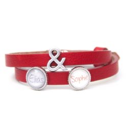 Rotes Lederarmband mit 2 Wunsch Namen und &-Zeichen - Farbwahl