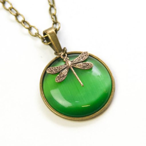Vintage Halskette in grün mit Libelle