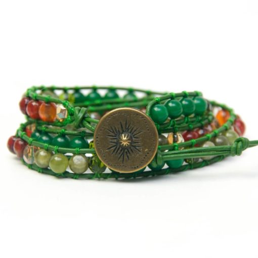 Grünes Leder Wickelarmband mit Edelstein Perlen