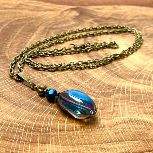 Vintage Kette mit Anhänger mit blau schimmernder Glasperle