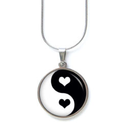 Druckknopf / Ohrstecker / Ohrhänger Yin Yang schwarz weiß Valentinstag Herz Herzen