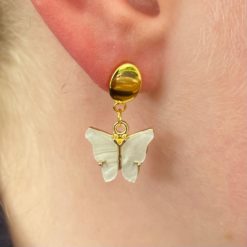 Perlmutt Schmetterling Ohrhänger in weiß und gold - Edelstahl