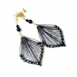 Elegante gehäkelte Edelstahl Ohrhänger in gold und schwarz