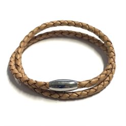 Doppelt gewickeltes sandfarbenes Lederarmband mit Edelstahl Magnetverschluss