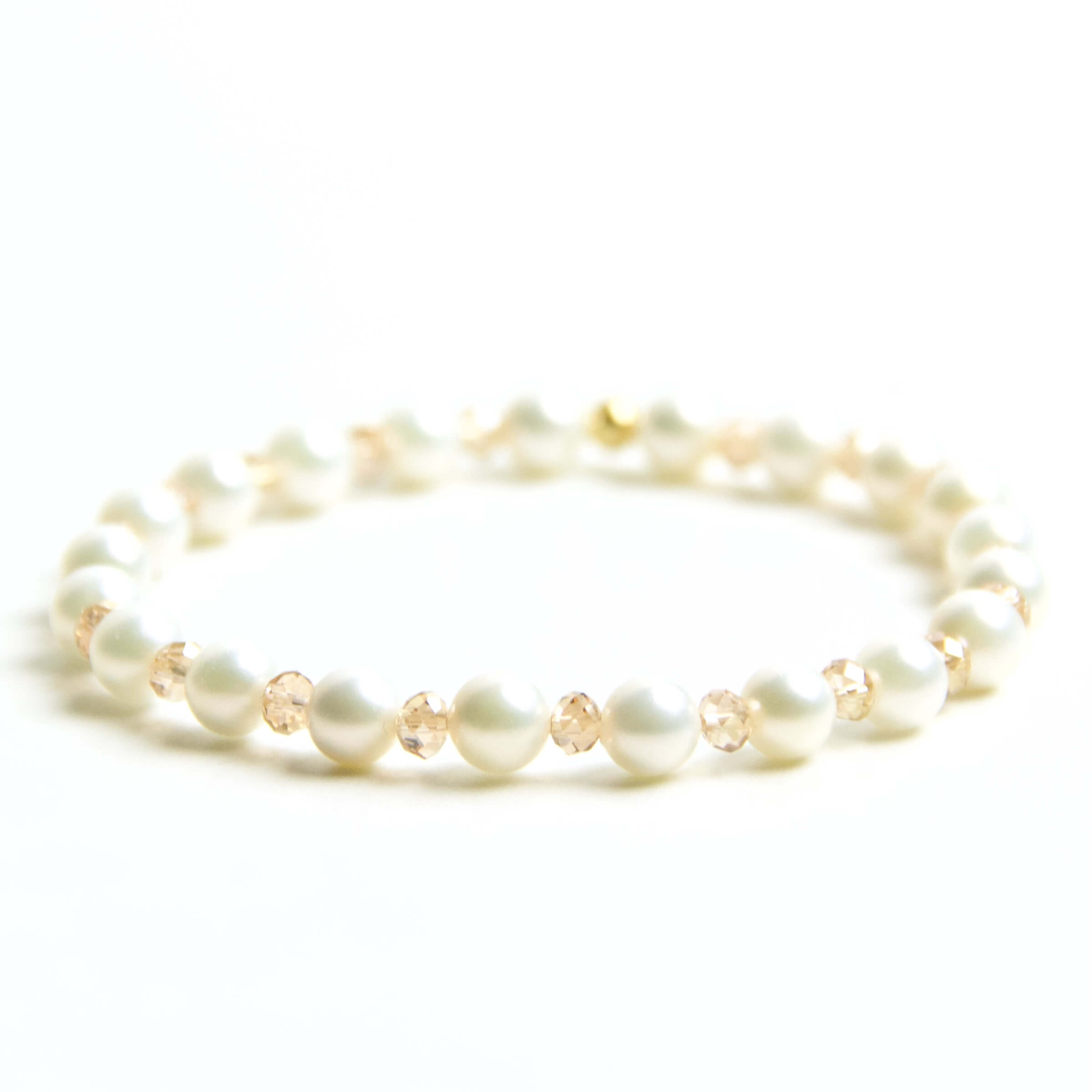 Perlen Armband creme Perlen mit gold – stabiles Gummiband – Handmade Perlen Armband creme Perlen mit gold – stabiles Gummiband - Handmade