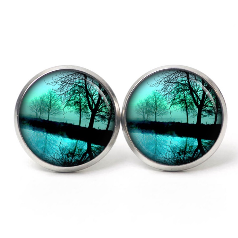 Ohrstecker, Ohrhänger, Clipse & Druckknopf – Motiv mystische türkise Landschaft – Schmuck aus Edelstahl Ohrstecker, Ohrhänger, Clipse & Druckknopf – Motiv mystische türkise Landschaft – Schmuck aus Edelstahl