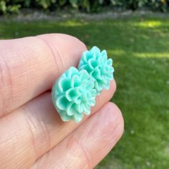 Chrysanthemen Ohrstecker in Mintgrün