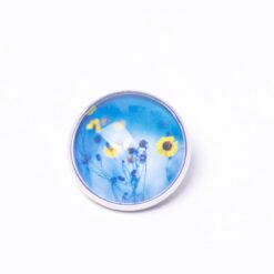Druckknopf Chunk – Motiv Blumenwiese hellblau mit gelben Blüten – 10 & 16 mm