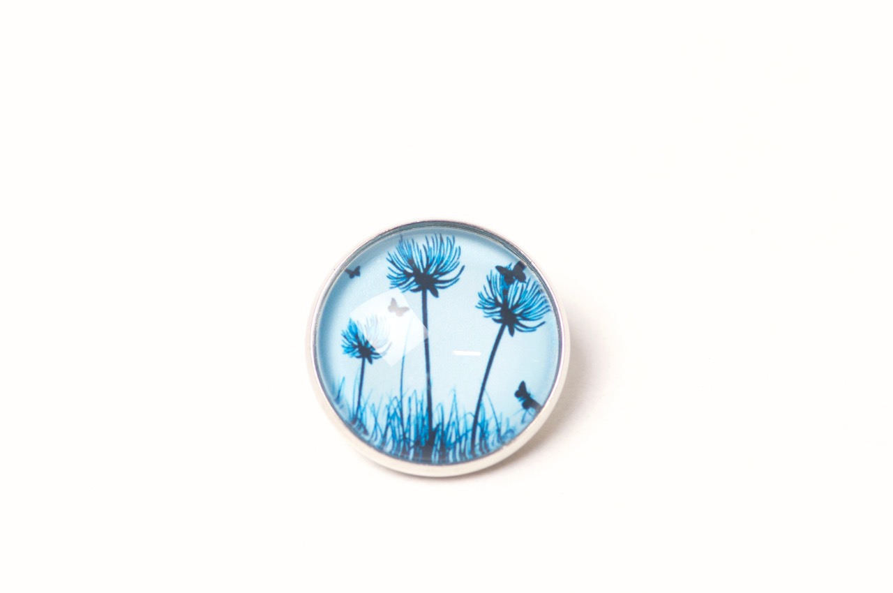 Druckknopf Chunk – Motiv Pusteblumen hellblau mit kleiner Katze – 10 & 16 mm Druckknopf Chunk – Motiv Pusteblumen hellblau mit kleiner Katze – 10 & 16 mm