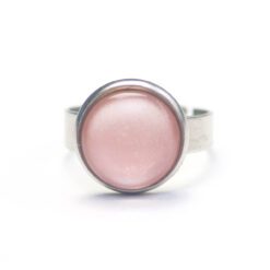 Handbemalter Ring Zartrosa schimmernd – verstellbarer Edelstahl Ring